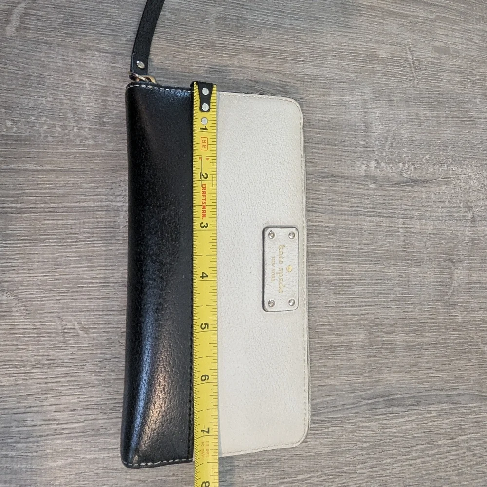 Kate Spade Colorblock Black  Cream Leather Wallet